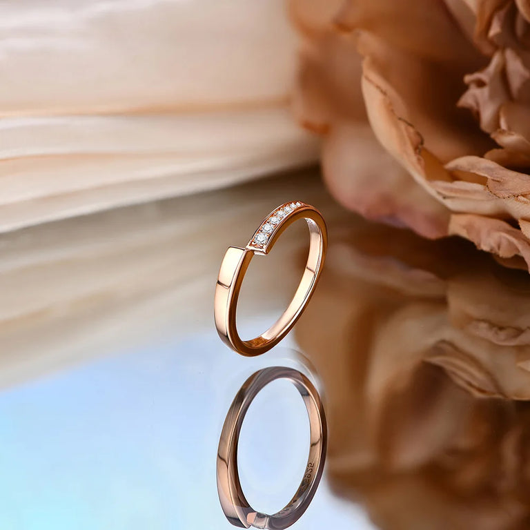 Nord Classic Moissanite Ring